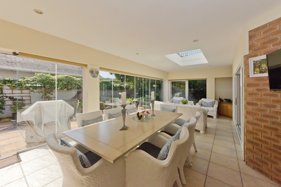 3 Bedroom Property for Sale in Leisure Isle Western Cape